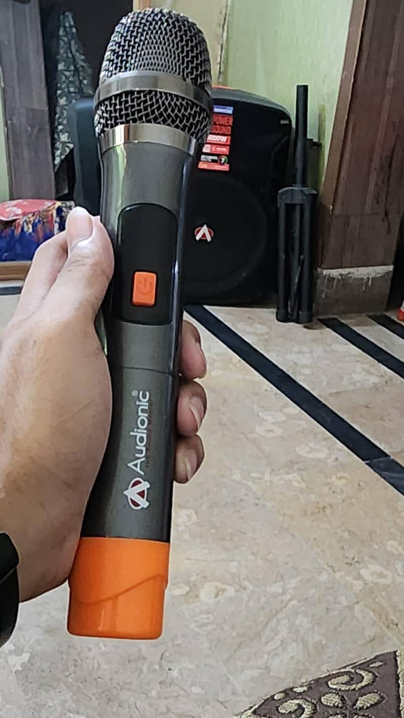 Audionic MH-817 3