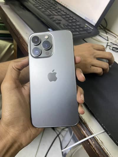 Apple iPhone 13 Pro Condition 10/10