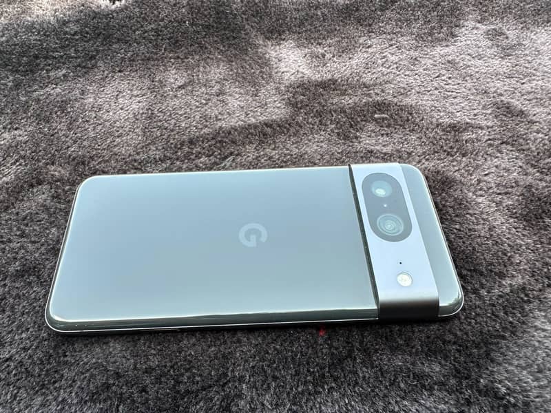 Google Pixel 8 6
