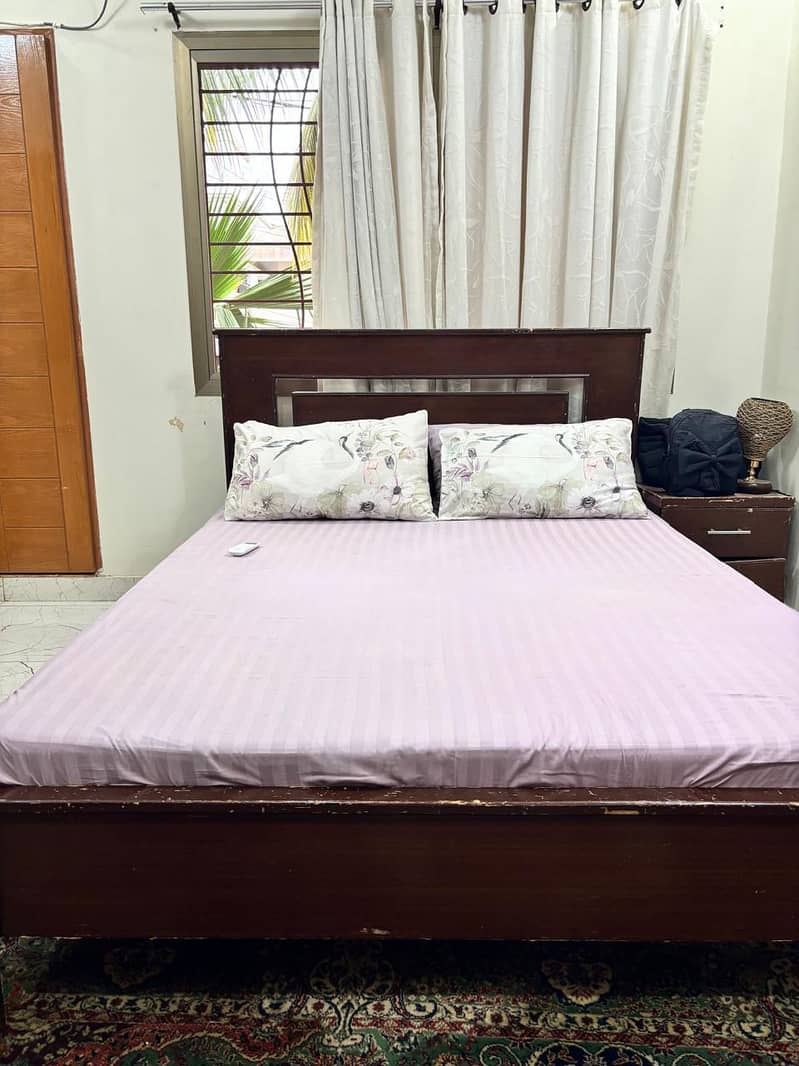 queen bed set 0