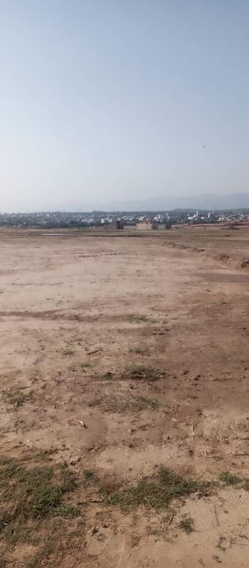 10 Marla Margalla Orchid E Block Plot For Sale 22000000