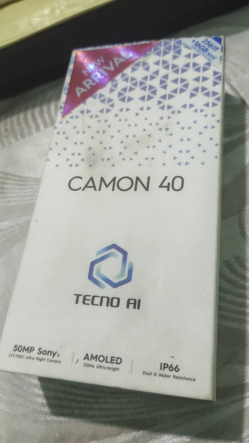 Tecno CAMON 40 1