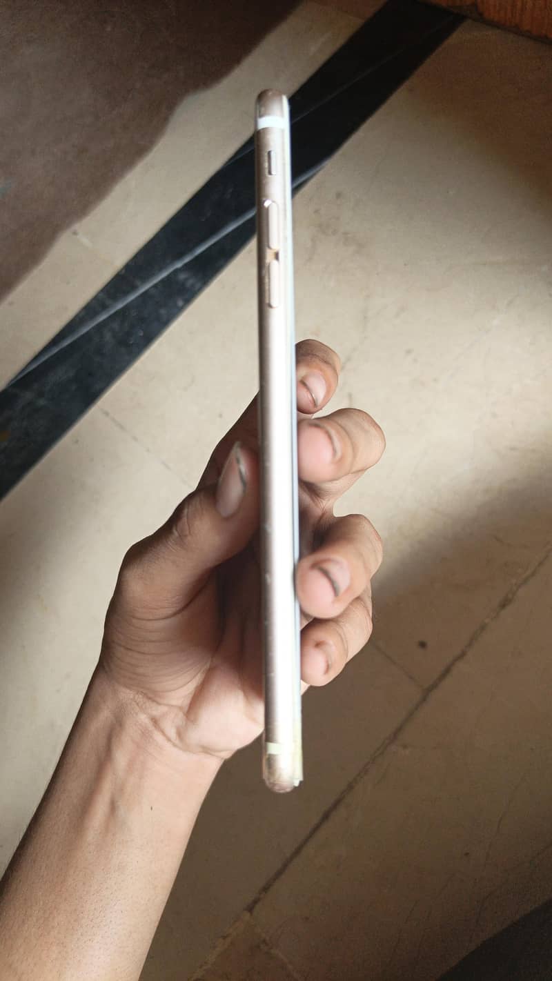 Apple iPhone 6S Plus 3