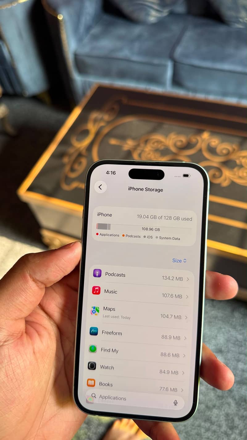 Apple iPhone 15 2