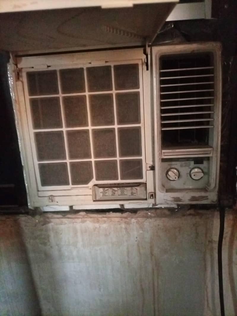 Window AC 8