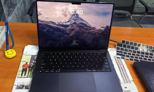 Apple MacBook Pro M4 16GB RAM 512GB SSD 14"