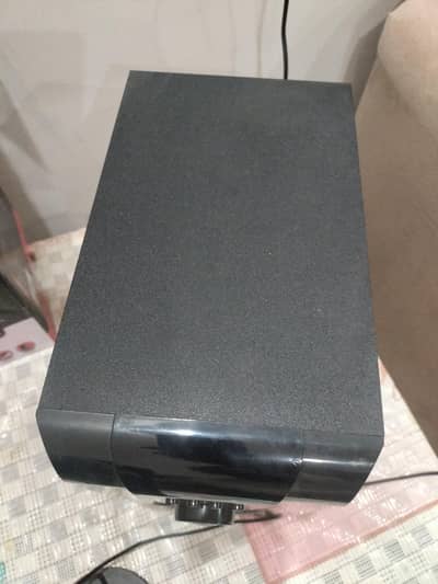 AD-7000