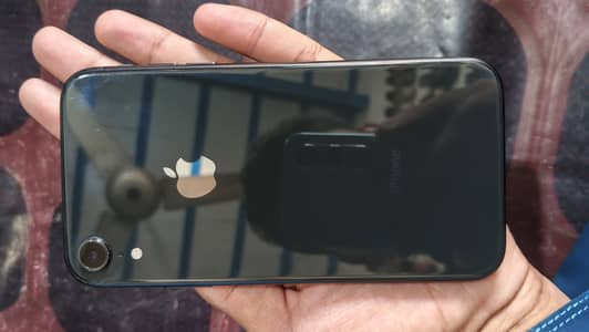 Phone XR 128GB – Factory Unlocked (Non-PTA) Exchange Possible