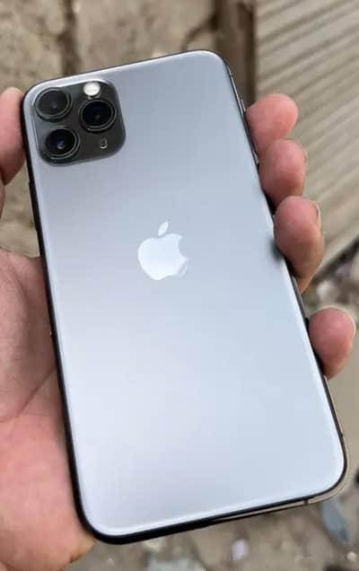 IPHONE 11 PRO jv 83 % health original not boost not exchange