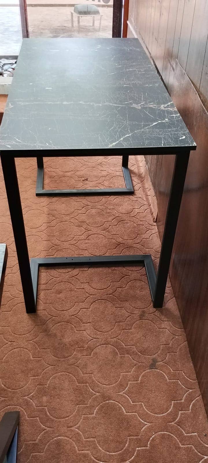 Computer Table 1