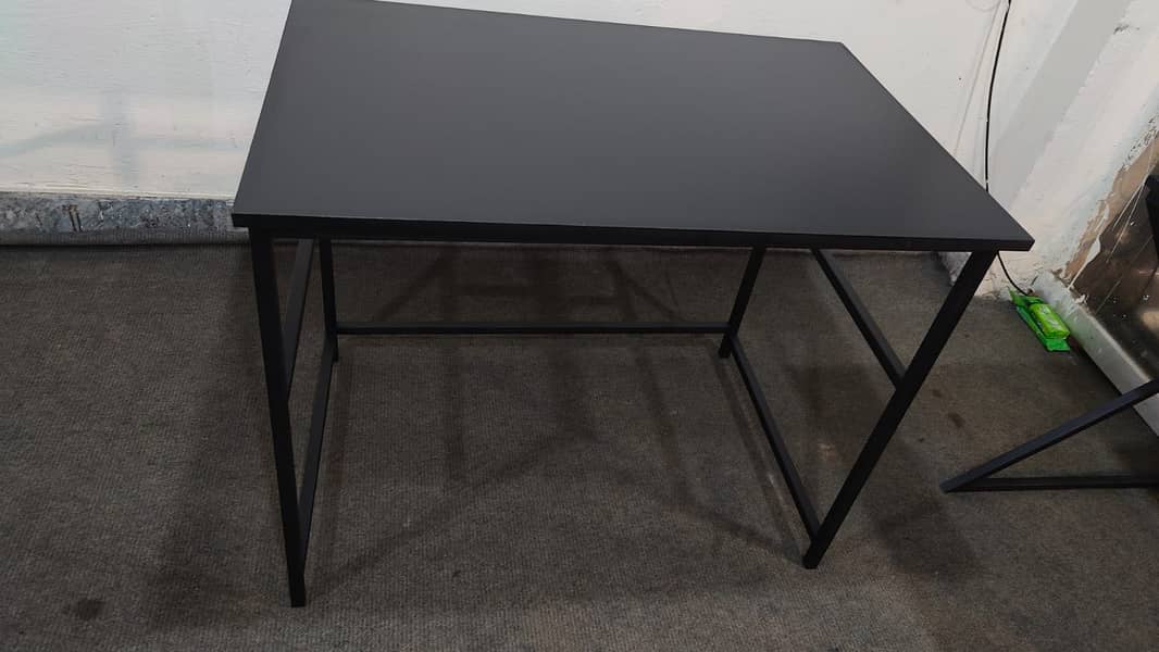 Computer Table 2