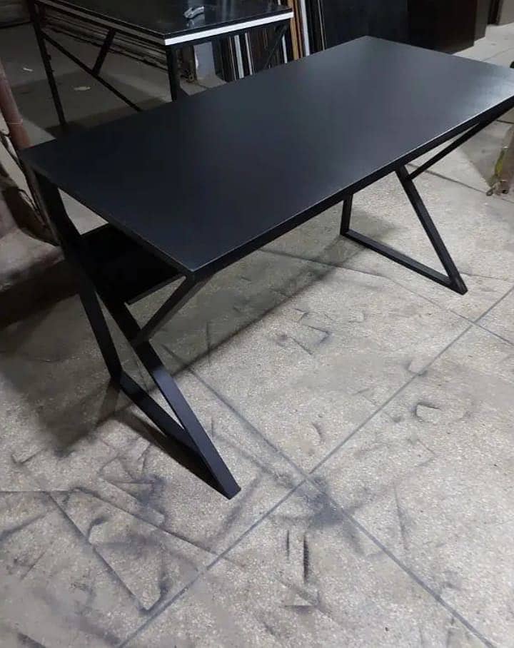 Computer Table 5