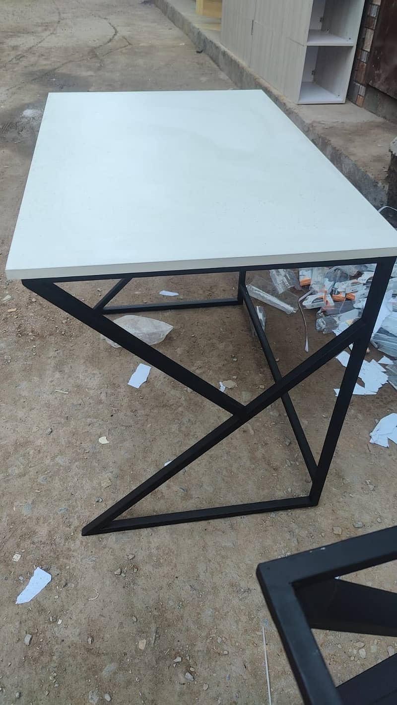 Computer Table 6
