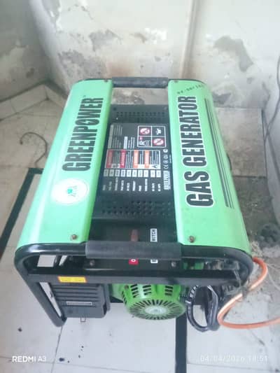 GREEN 5 KV GAS GENERETOR IN GOOD CONDATION