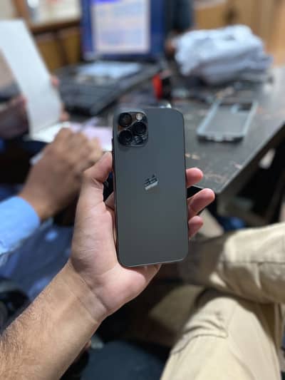 Apple iPhone 12 Pro