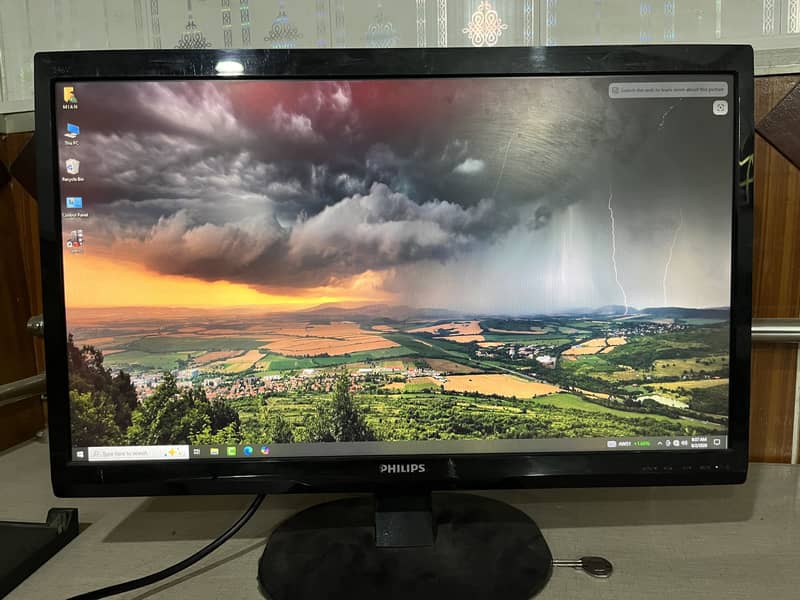 Pc Available 0