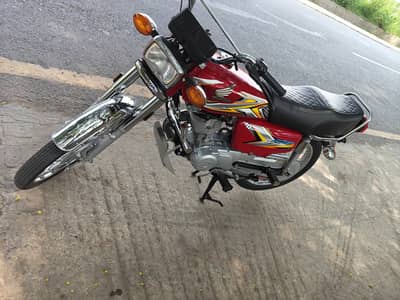 Honda CG 125 2025