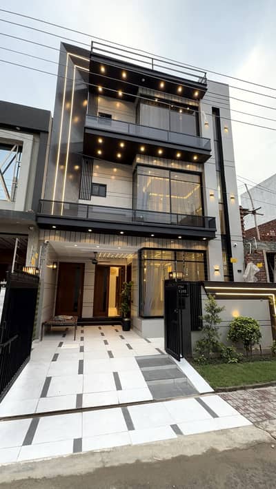 Central Park Housing Scheme 5 Marla House Up For sale