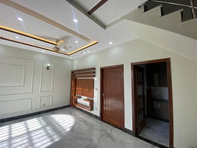 5 Marla Brand New Lower Portion for Rent in DHA Rahbar Sector 2 | Park Facing