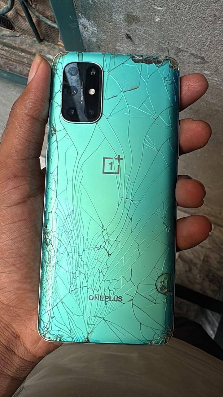 One Plus 8T 1