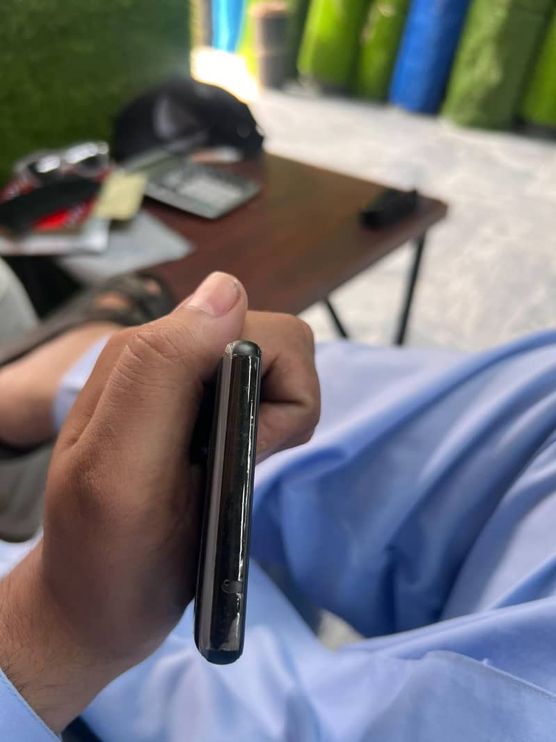 Google Pixel 6a 4