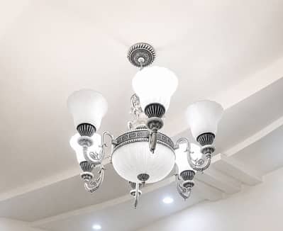 Chandelier / Fanoos - Just Like New - Moving out Sale