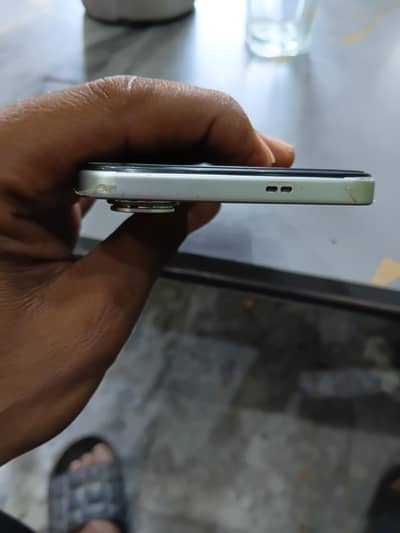 Infinix hot 60i l