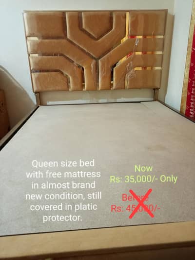Queen size bed almost brand new condition