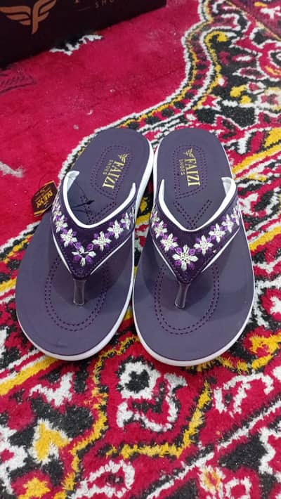 Ladies Slipper