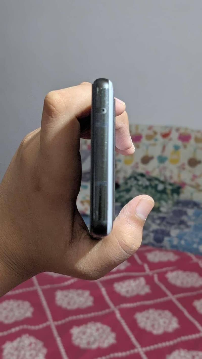 Google Pixel 6a 1