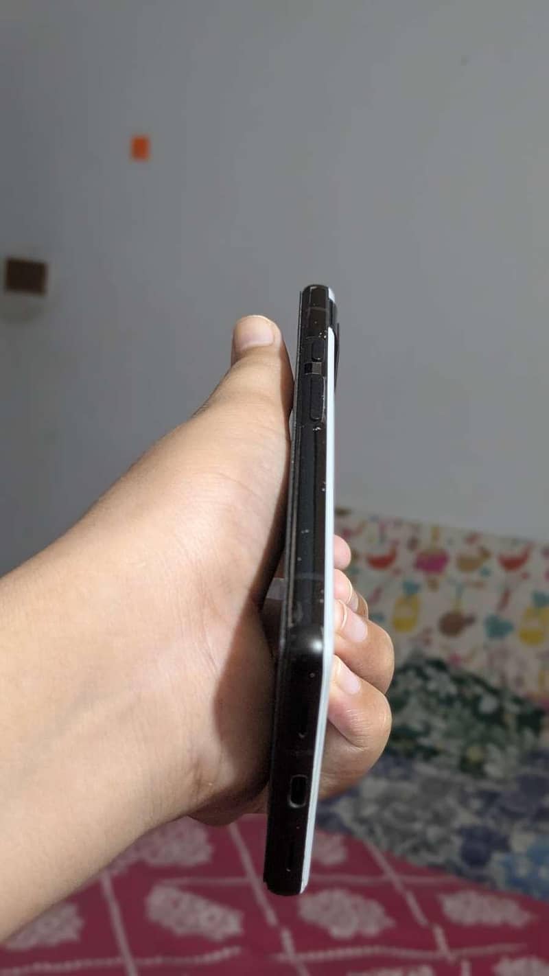 Google Pixel 6a 3