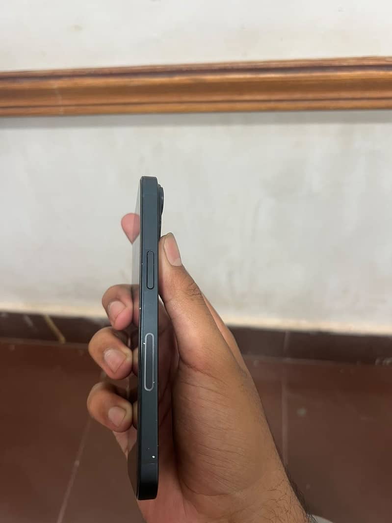 Apple iPhone 14 2