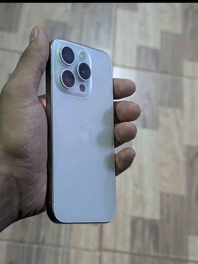 Apple iPhone 15 Pro