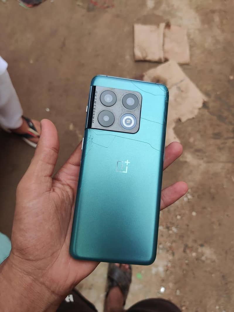 One Plus 10 Pro 0