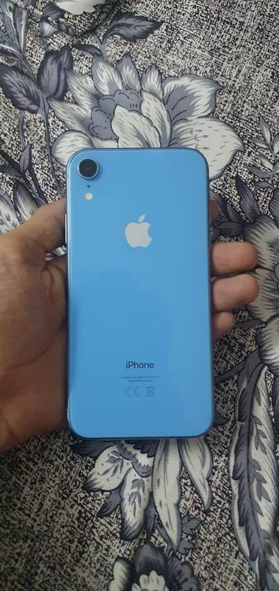 Apple iPhone XR