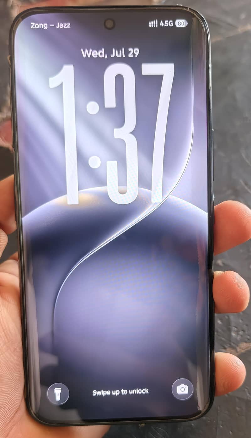 Tecno Camon 50 pro 0