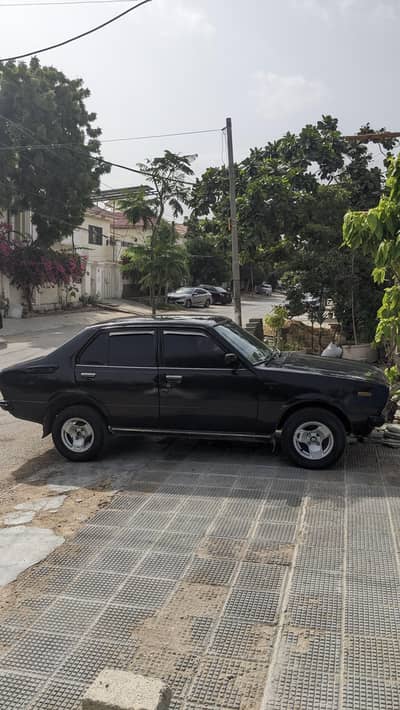 Toyota Corolla 1976 import in 1980