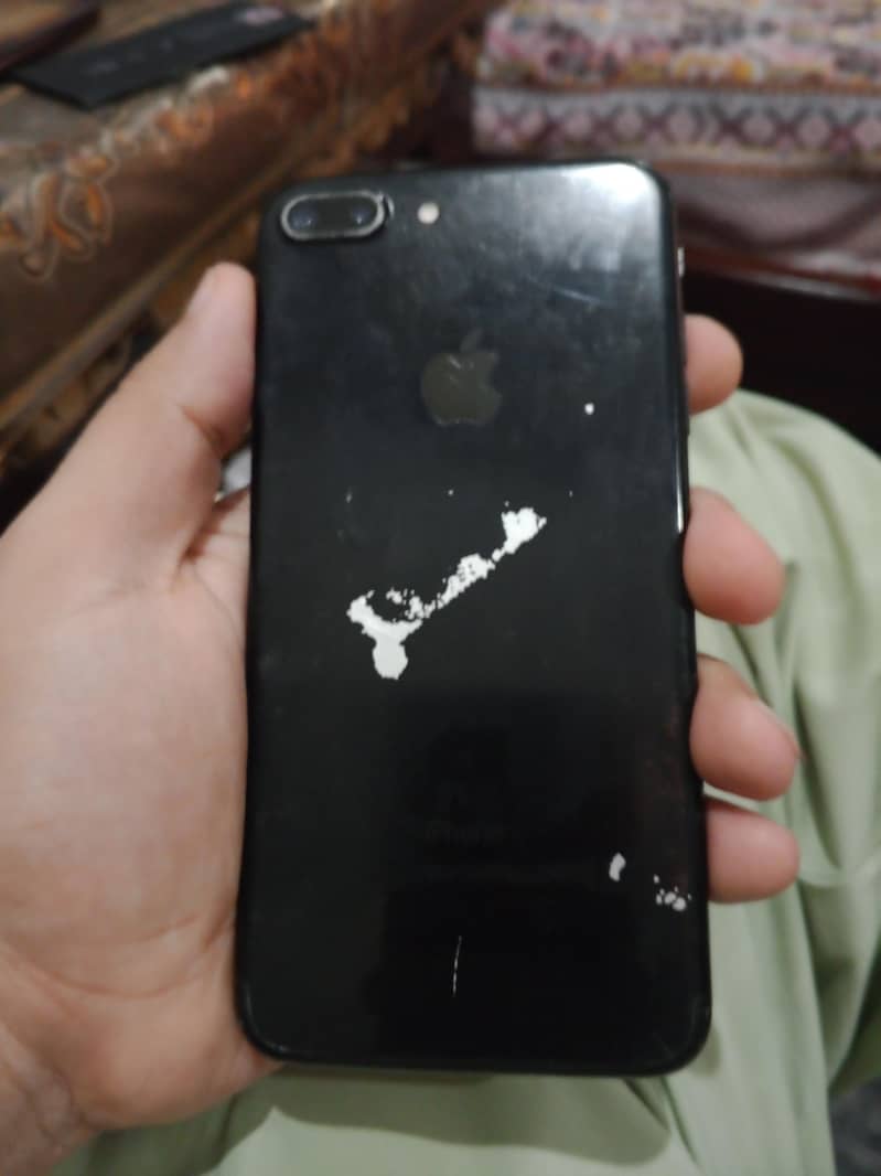 Apple iPhone 7 Plus 0