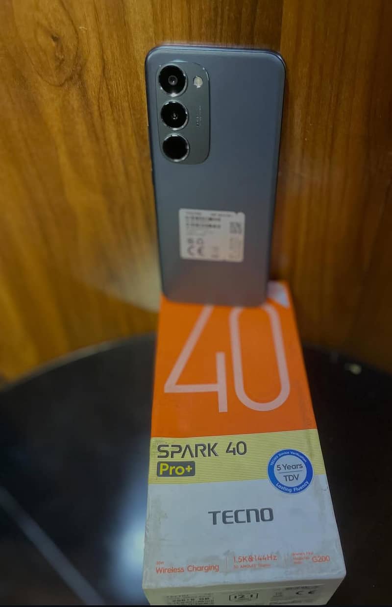 Tecno Spark 40 pro Plus 2