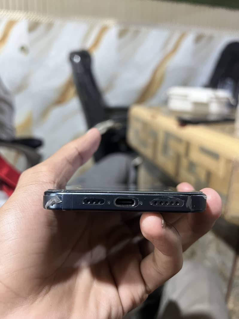 Apple iPhone 15 Pro Max 5