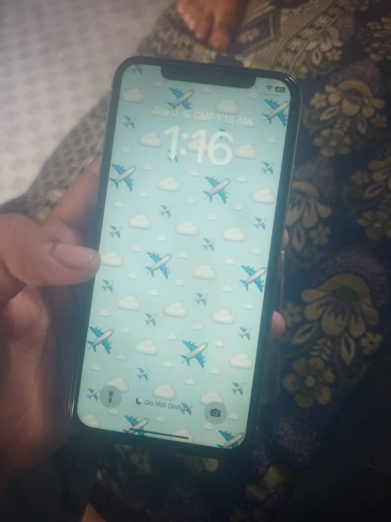 Apple iPhone X 3