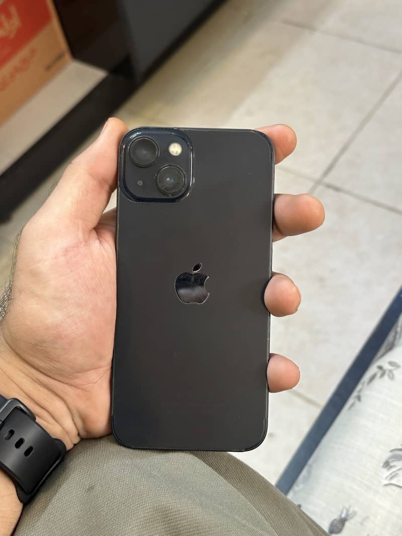 Apple iPhone 13 1