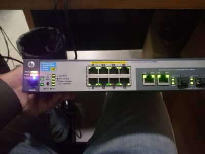 HP Networking Switch 8 Port Mangaeable J-9298A