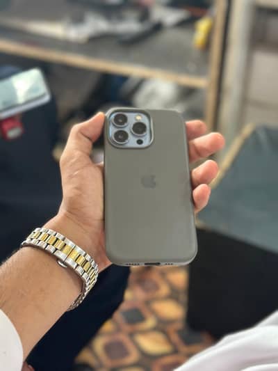 Apple iPhone 13 Pro