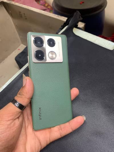 Infinix Note 40 Pro