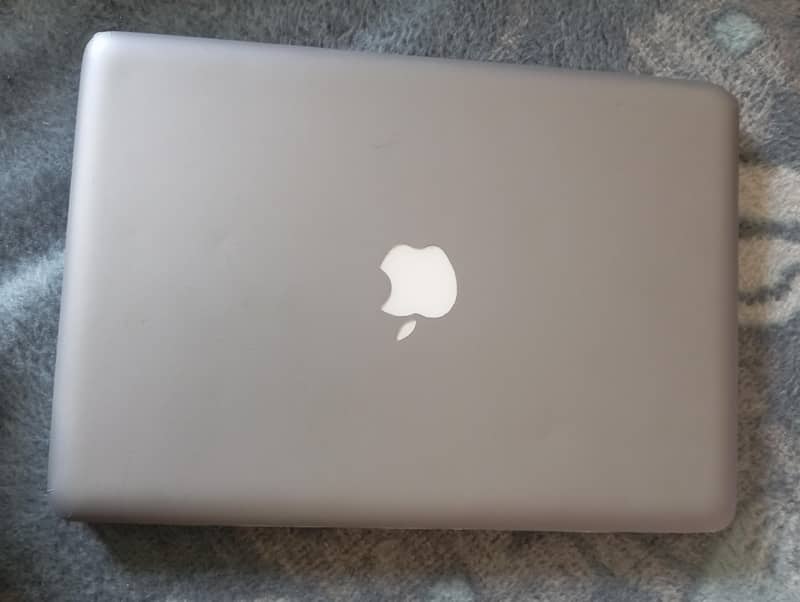 MacBook pro good condition 1