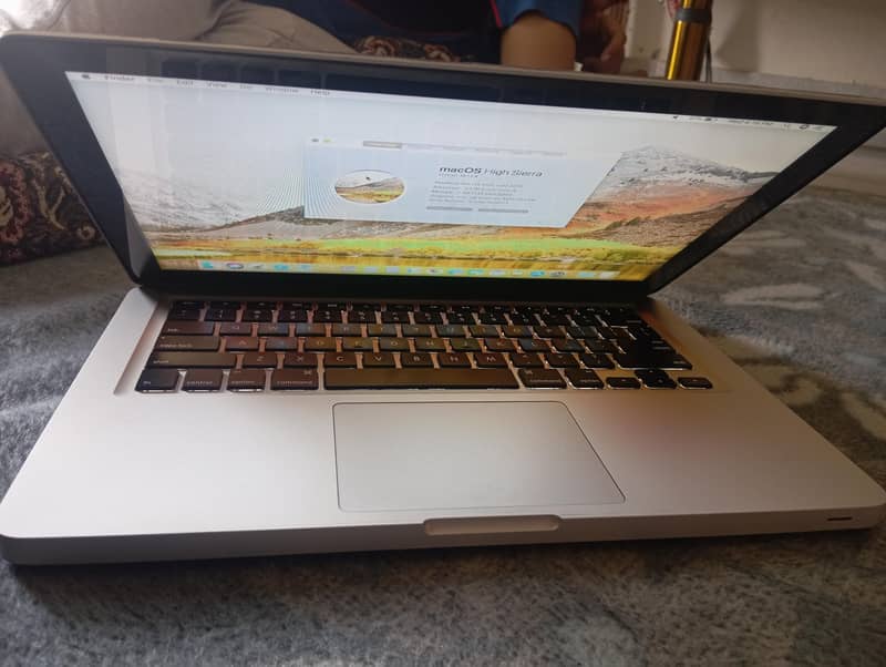 MacBook pro good condition 2