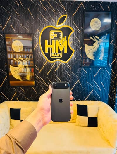 Apple iPhone 17 Air 46 Cycle Almost Full Warranty