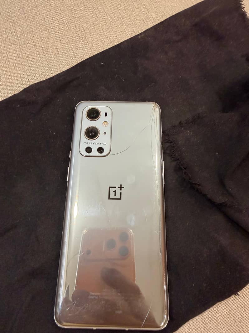 One Plus 9 Pro 1