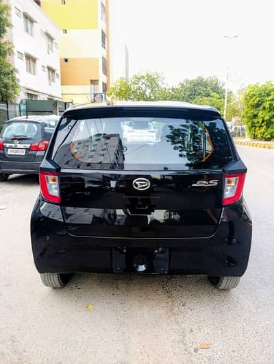 Daihatsu Mira 2022